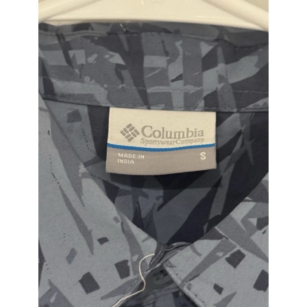 NEW Men's Size Small Columbia Rogers Peak Printed Short Sleeve Shirt XM8259-449